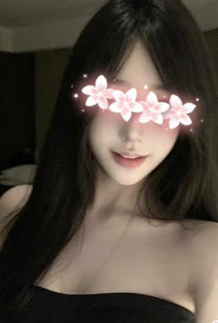 4434女孩.jpg
